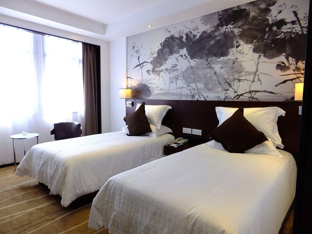 Da Zhong Hotel Indoor Stadium Xuhui Shanghai Bagian luar foto